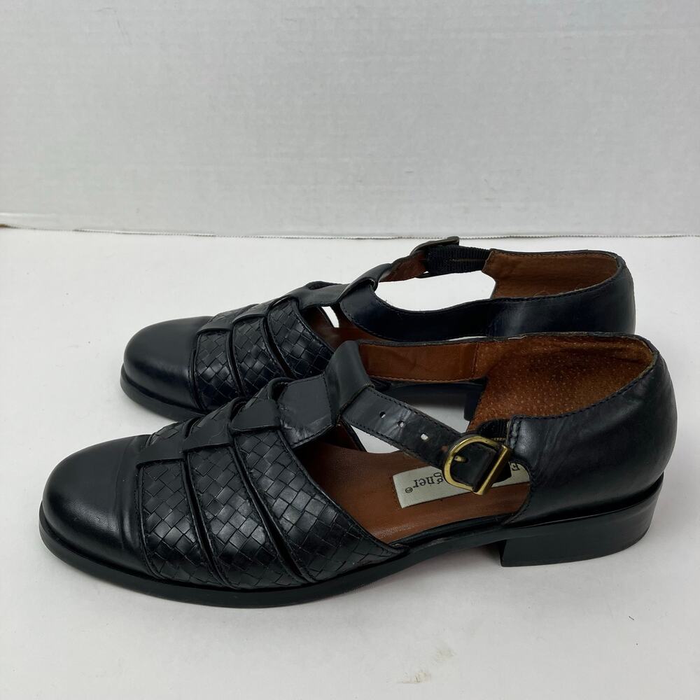 Etienne Aigner Sz 6.5 Vintage 90s T-strap Closed Toe Fisherman Sandals Black